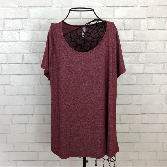 LuLaRoe Tops - LuLaRoe Heathered Maroon Classic Tee